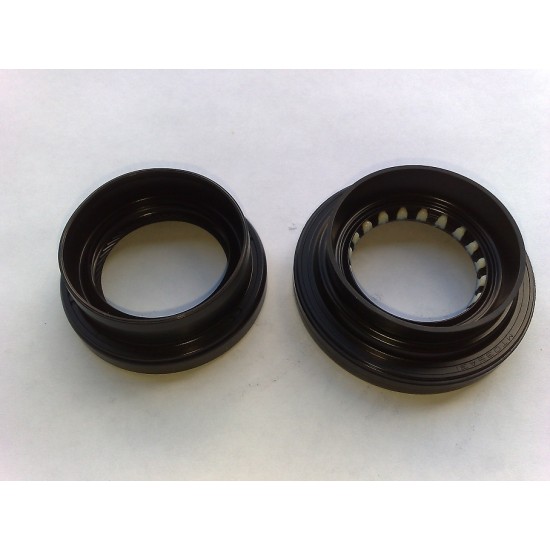 Driveshaft Seals C64 Toyota Gearbox x 2