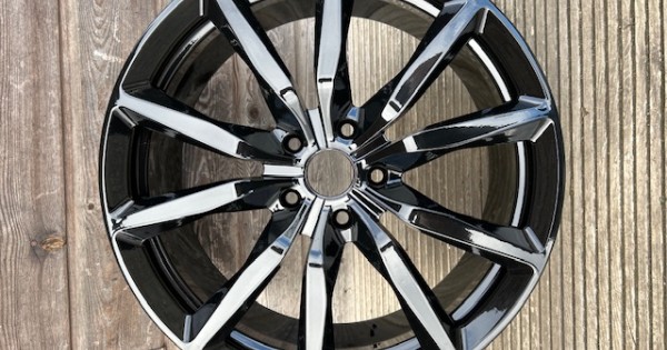Lotus Evora Wheel Set Genuine Gloss Black